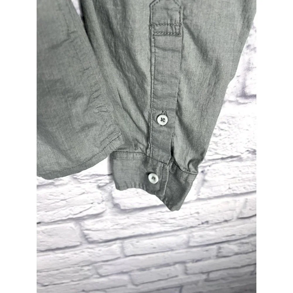 Gray Button-Up Women's Top - Picture 3 of 6